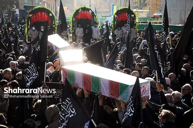 اجتماع عزاداران فاطمی و تشییع پیکر ۱۲ شهید گمنام دفاع مقدس و ۲ شهید حادثه تروریستی راسک در مشهد