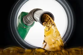 باک خودرو را باید کامل پر کنیم؟