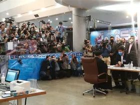 حجت&zwnj;الاسلام رئیسی برای ثبت نام در انتخابات وارد وزارت کشور شد