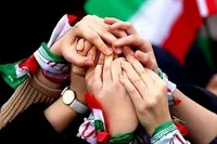ویدئو| شعار‌های آقای بازیگر در مراسم تشییع شهدا امروز تهران (۲۷ اسفند ۱۴۰۴)