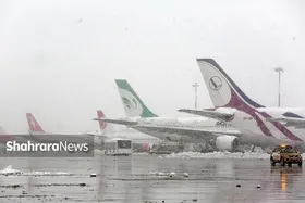 آماده&zwnj;باش کامل فرودگاه بین&zwnj;المللی مشهد در پی پیش&zwnj;بینی بارش سنگین برف (۲۴ آذر ۱۴۰۳)