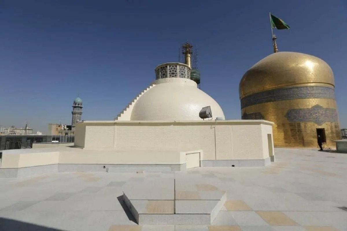 عملیات عایق‌کاری گنبد تاریخی رواق دارالسیاده حرم امام رضا(ع) با تکنولوژی نانو