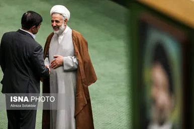 عکس‌هایی از آغاز مجلس دوازدهم توسط هیئت رئیسه سنی