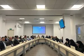 رئیس دانشگاه فردوسی مشهد: شهدا متعلق به کسی نیستند، شهدا متعلق به همه و سرمایه ملی هستند