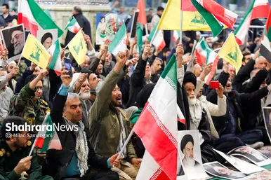 برگزاری آیین گرامیداشت سالروز نهم دی در حرم مطهر امام‌رضا(ع)