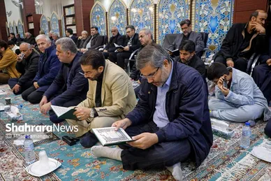 گزارش تصویری | مراسم ترحیم همسر و فرزندان معاون رئیس‌جمهور در مشهد