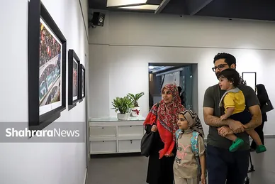 گزارش تصویری | افتتاح نمایشگاه عکس «روایت وداع» در فرهنگسرای جهاد دانشگاهی خراسان رضوی