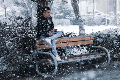 بارش برف در مشهد