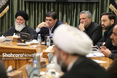 جلسه قرارگاه مرکزی خدمت رسانی به زائرین حرم مطهر رضوی