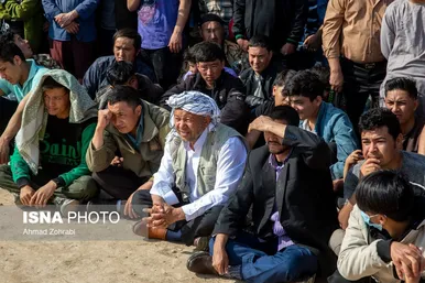 مسابقات کشتی سنتی افغانستانی‌ها به مناسبت نوروز در قم