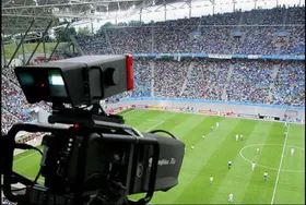 مجلس حق پخش تلویزیونی را به باشگاه&zwnj;ها داد |سرخابی&zwnj;ها پولدارتر می&zwnj;شوند