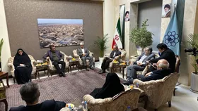 دیدار جمعی از برگزیدگان نشان مشهد با شهردار