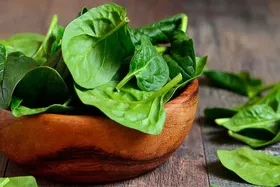 برای جذب آهن بیشتر، اسفناج را پخته مصرف کنید