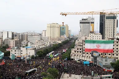 تشییع پیکر رئیس‌جمهور و شهدای خدمت در مشهد - 2