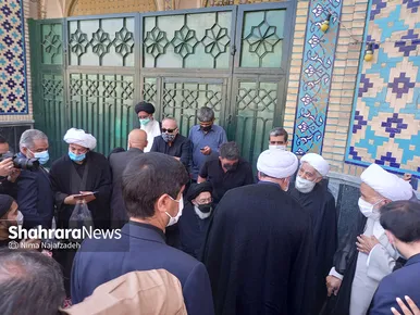 تشییع پیکر علامه محمدرضا حکیمی در مشهد
