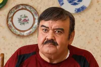 سریال «ماه عسل» با بازی اکبر عبدی روی آنتن شبکه سه می‌رود + زمان پخش و بازیگران