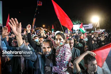 اجتماع مردمی «این المنتقم» در میدان فلسطین مشهد