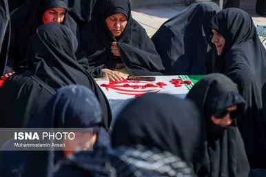 گزارش تصویری | ورود پیکرهای مطهر ۴۴ شهید تازه‌تفحص‌شده به کشور از مرز شلمچه (۱۳ مهر ۱۴۰۴)