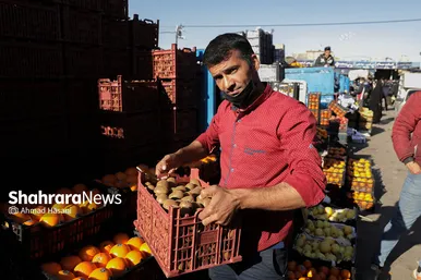 بازار مشهد در آستانه شب یلدا