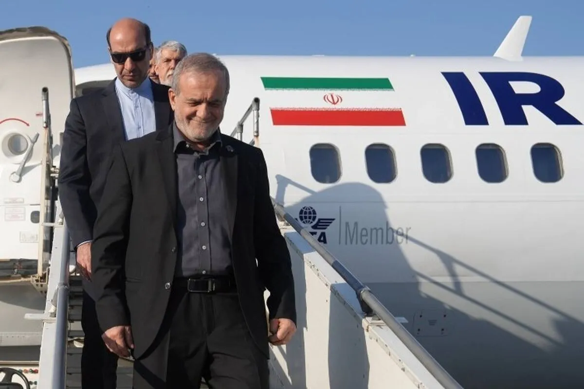 رئیس جمهور وارد مشهد مقدس شد (۲۸ بهمن ۱۴۰۴)