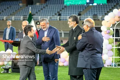 جشن بزرگ «خدا قوت کارگر» در ورزشگاه امام رضا (ع) مشهد
