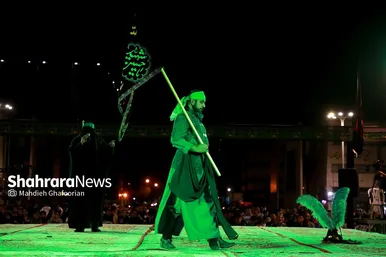 تصاویری از آیین تعزیه خوانی در عرصه میدان شهدا