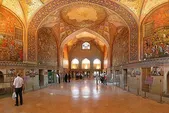 انتقال آینه‌های آسیب‌دیده چهل‌ستون به آزمایشگاه در پی حملات آمریکایی-صهیونی