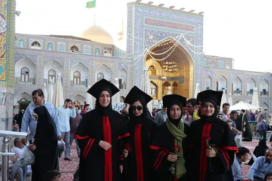 جشن دانش آموختگان علوم پزشکی کشور در حرم مطهر رضوی