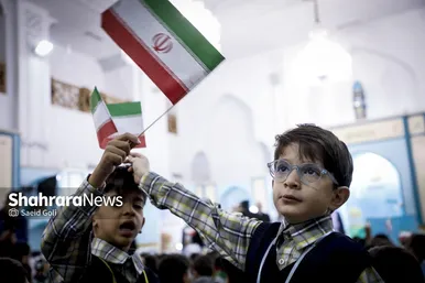 گزارش تصویری | شکوفه‌های رضوی؛ جشن آغاز دانایی در جوار بارگاه امام رضا (ع)