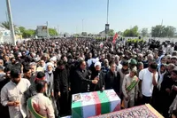 تشییع پیکر مطهر ۷ شهید حمله تروریستی آمریکایی - صهیونی در رودان هرمزگان