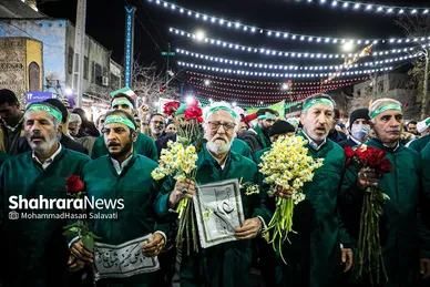 گلباران حرم مطهر رضوی در شب میلاد جوادالائمه (ع)