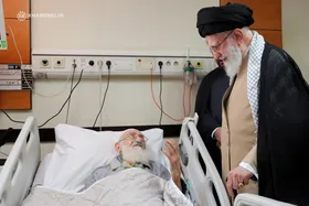 عیادت رهبر معظم انقلاب از آیت&zwnj;الله نوری همدانی