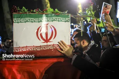 گزارش تصویری | وداع با پیکر مطهر پرستار شهید «حسین عشقی» در مشهد
