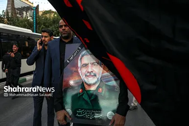 تشییع پیکر مطهر ۵ شهید مدافع حرم در مشهد