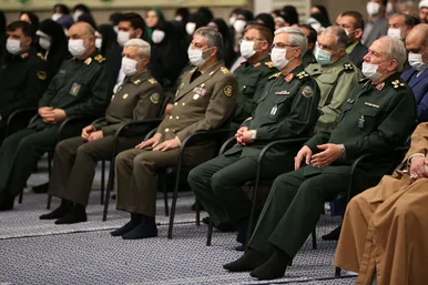 عکس | دیدار جمعی از مسئولان نظام و سفیران کشورهای اسلامی با مقام معظم رهبری