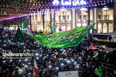 گزارش تصویری | گلباران حرم مطهر امام‌رضا(ع) در شب میلاد حضرت جوادالائمه(ع) (۲۱ دی ۱۴۰۳)