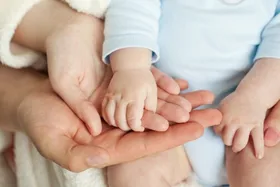 ۴۰۰ کودک بی&zwnj;سرپرست با نیازهای ویژه به فرزندخواندگی پذیرفته شدند