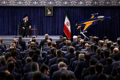 دیدار جمعی از فرماندهان نیروی هوایی و پدافند هوایی ارتش با رهبر معظم انقلاب (۱۶ بهمن ۱۴۰۲)