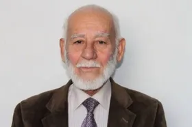 تجلیل کاظمی قمی از استاد ادبیات فارسی افغانستانی