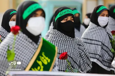 صبحگاه مشترک نیرو‌های مسلح در مسجد جمکران