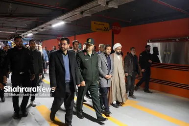 بهره‌برداری از پارکینگ هوشمند هشت‌آباد در میدان شهدا مشهد