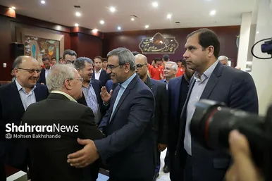 گزارش تصویری | مراسم تجلیل شهرداری از افتخارآفرینان فوتبال پایه مشهد در کشور