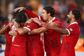 بررسی وضعیت لیگ برتر فوتبال بدون بازیکنان خارجی | پرسپولیس صلح می&zwnj;خواهد