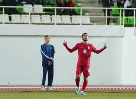 قایدی گلش را به طارمی تقدیم کرد