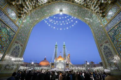 تحویل سال ۱۴۰۳ در حرم حضرت معصومه (س)