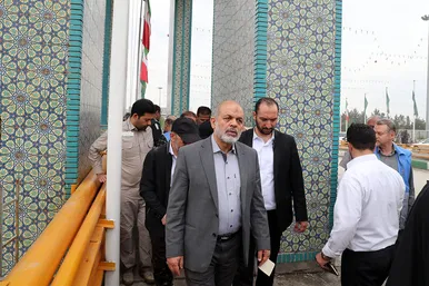 حضور وزیر کشور در مناطق سیل زده مشهد 