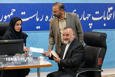 عکس‌هایی از چهارمین روز ثبت نام کاندیداهای چهاردهمین دوره انتخابات ریاست جمهوری