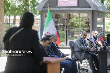 گزارش تصویری | نشست خبری استاندار خراسان رضوی در آرامگاه فردوسی