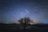 همه چیز درباره بارش شهابی جوزایی (آذر ۱۴۰۴) + زمان و شیوه رصد