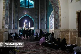 ویژه&zwnj;برنامه&zwnj;های شهادت امام صادق(ع) در حرم مطهر رضوی اعلام شد